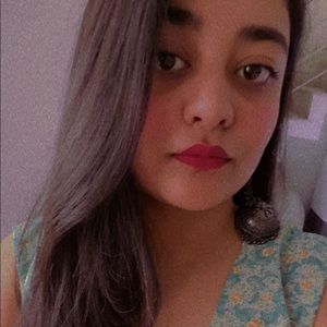 Meet your Posher, Dolly